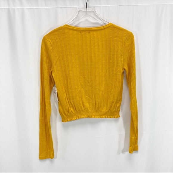 SALE! Abound Crop V neck cardigan - Picture 3 of 4